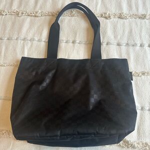 Canvelle Carryall Tote